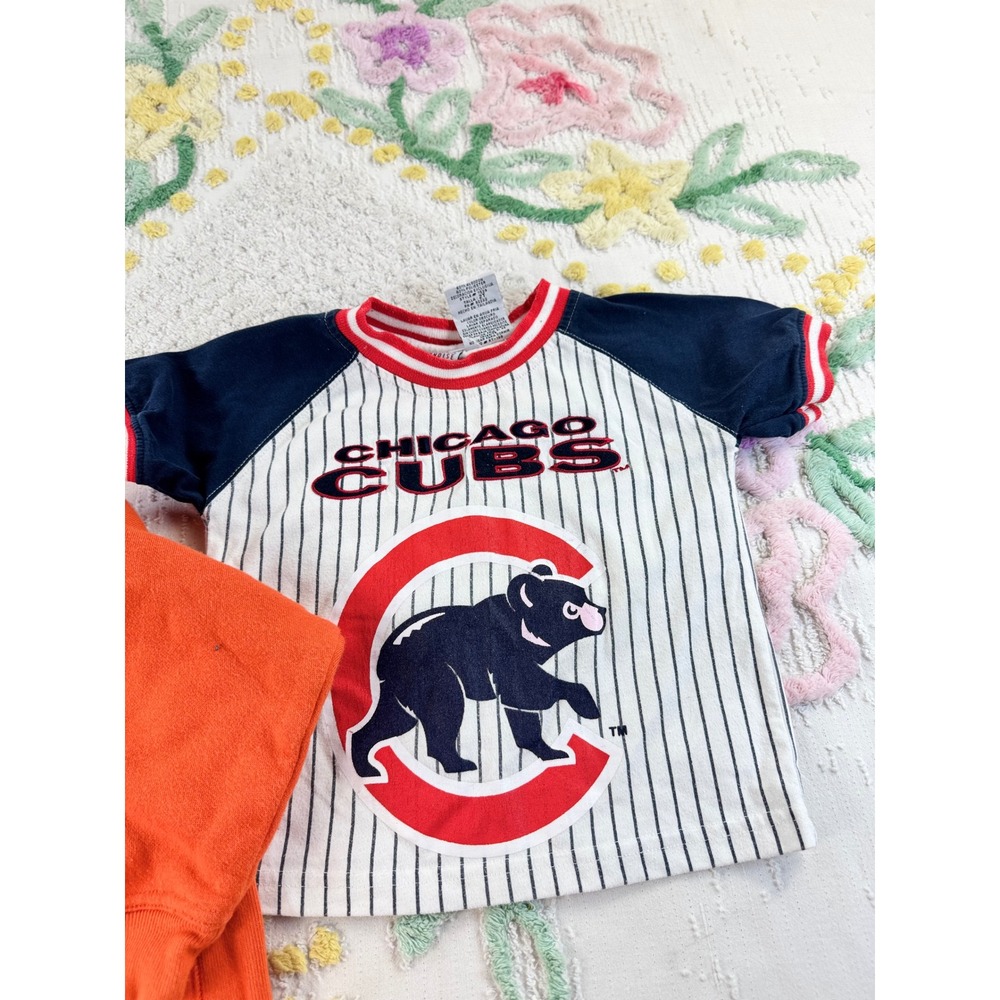 Vintage OshKosh Halloween Bat Sweatshirt 36M & Chicago Cubs Baseball Tee 2T Lot - Picture 2 of 8
